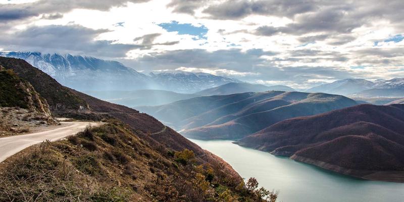 节气养生食谱：融合中医智慧的二十四节气家常菜烹饪指南